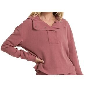 Vuori Dusty Rose Snap-Detail Hoodie Sweatshirt